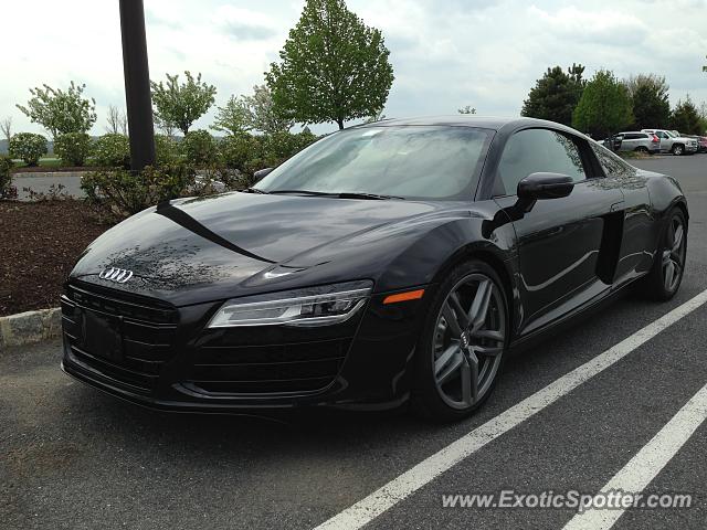 Audi R8 spotted in Center valley, Pennsylvania