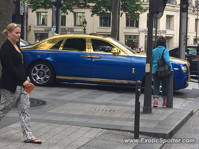 Rolls-Royce Ghost spotted in Paris, France
