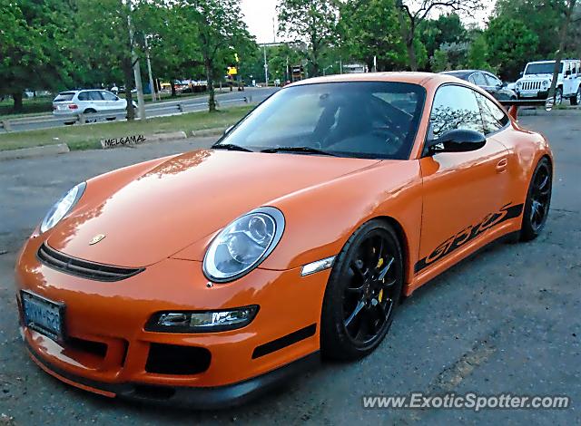Porsche 911 GT3 spotted in Scarborough, Canada