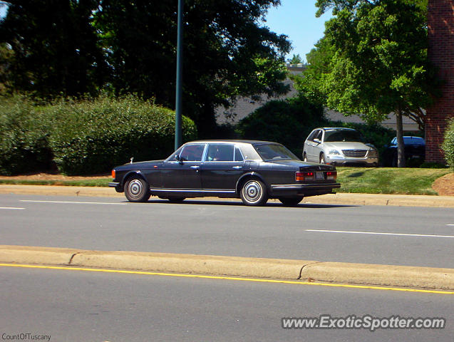 Rolls-Royce Silver Spur spotted in Charlotte, North Carolina