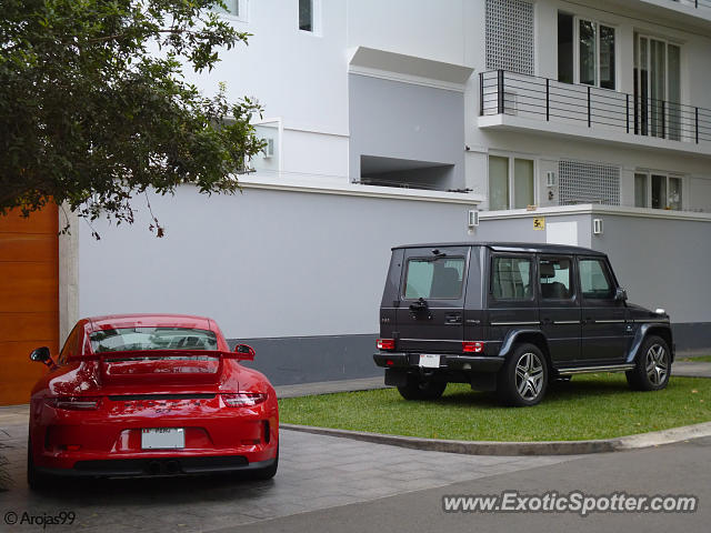 Porsche 911 GT3 spotted in Lima, Peru