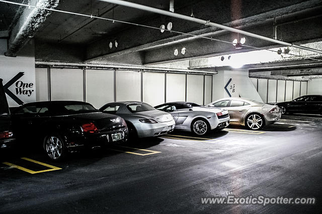 Lamborghini Gallardo spotted in Chicago, Illinois