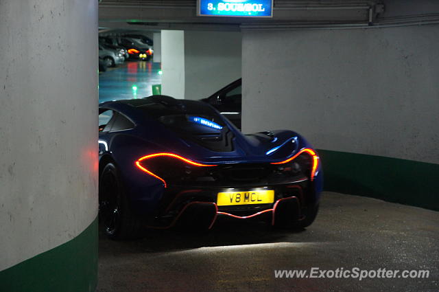 Mclaren P1 spotted in Paris, France