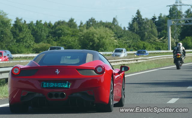 Ferrari 458 Italia spotted in Highway, Netherlands