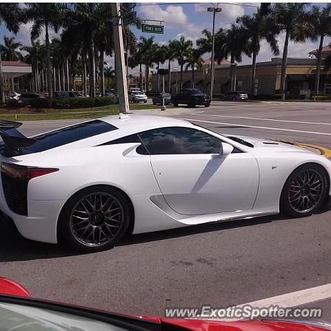 Lexus LFA spotted in Fort Lauderdale, Florida