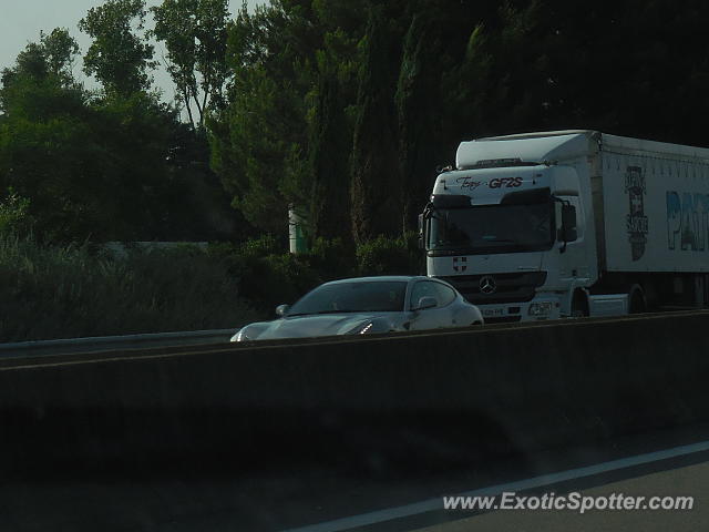 Ferrari FF spotted in Highway, France