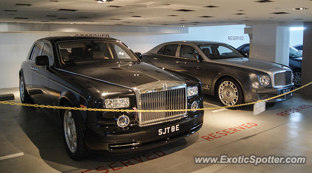 Rolls-Royce Phantom spotted in Singapore, Singapore