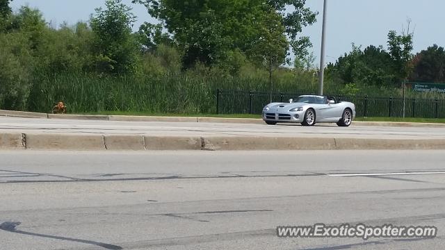 Dodge Viper spotted in Bolingbrook, Illinois