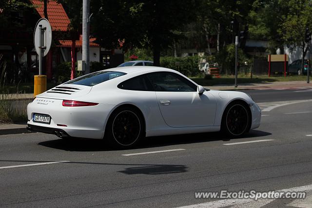 Porsche 911 spotted in Sopot, Poland