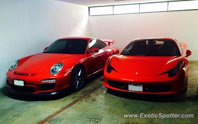 Ferrari 458 Italia spotted in Lima, Peru