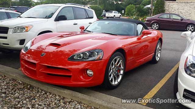 Dodge Viper spotted in Deerfield, Illinois
