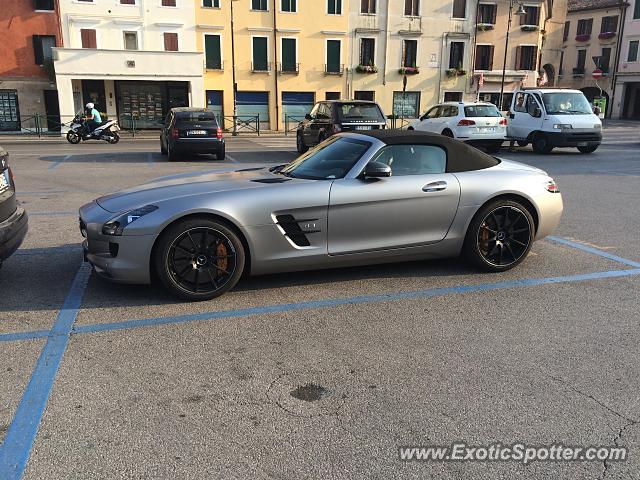 Mercedes SLS AMG spotted in TREVISO, Italy