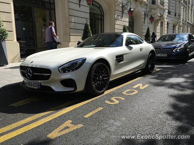 Mercedes SLS AMG spotted in Paris, France