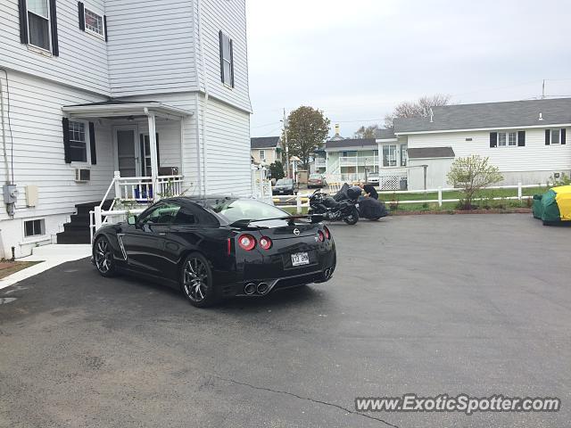 Nissan GT-R spotted in OOB, Maine