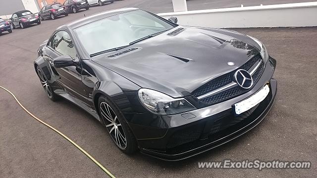 Mercedes SL 65 AMG spotted in Leiria, Portugal