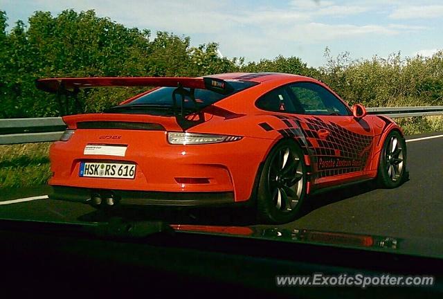 Porsche 911 GT3 spotted in Autobahn, Germany