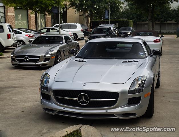 Mercedes SLS AMG spotted in Houston, Texas
