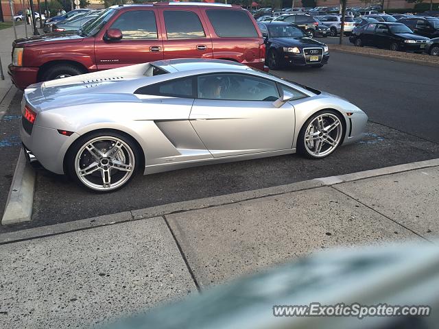 Lamborghini Gallardo spotted in Montclair, New Jersey