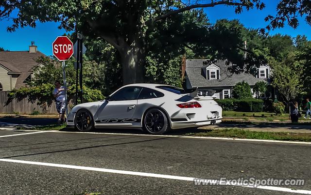 Porsche 911 GT3 spotted in Brookline, Massachusetts