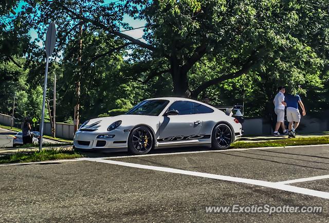 Porsche 911 GT3 spotted in Brookline, Massachusetts