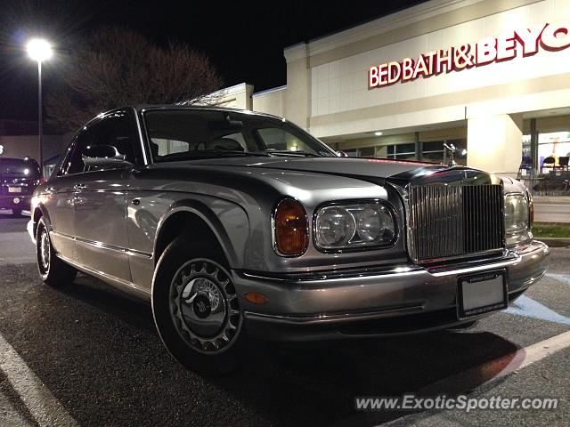 Rolls-Royce Silver Seraph spotted in Whitehall, Pennsylvania