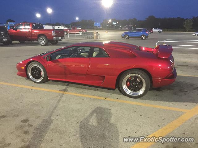 Lamborghini Diablo spotted in Shelbyville, Illinois