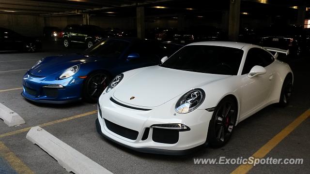 Porsche 911 GT3 spotted in Glenview, Illinois