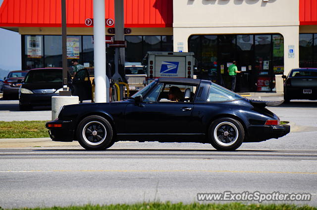 Porsche 911 spotted in Arden, North Carolina