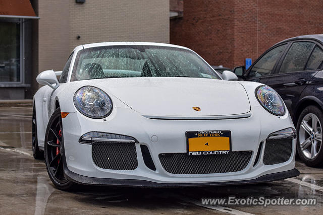 Porsche 911 GT3 spotted in Greenwich, Connecticut