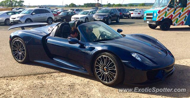 Porsche 918 Spyder spotted in Shokapee, Minnesota