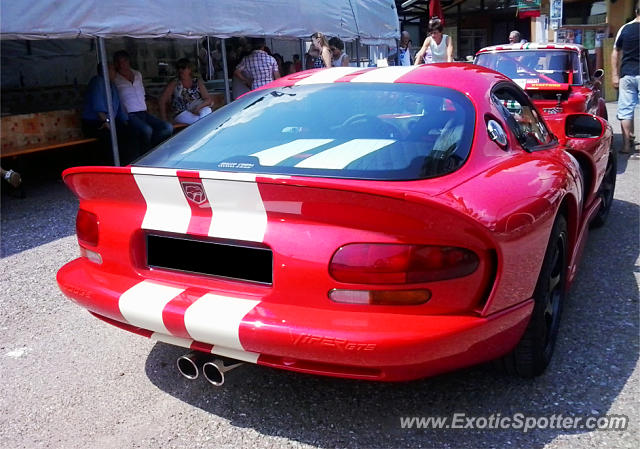 Dodge Viper spotted in Bergamo, Italy
