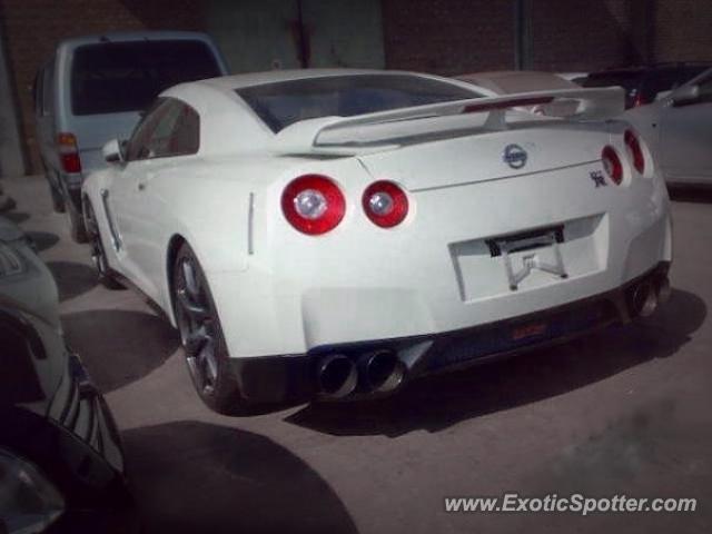 Nissan GT-R spotted in Chittagong, Bangladesh