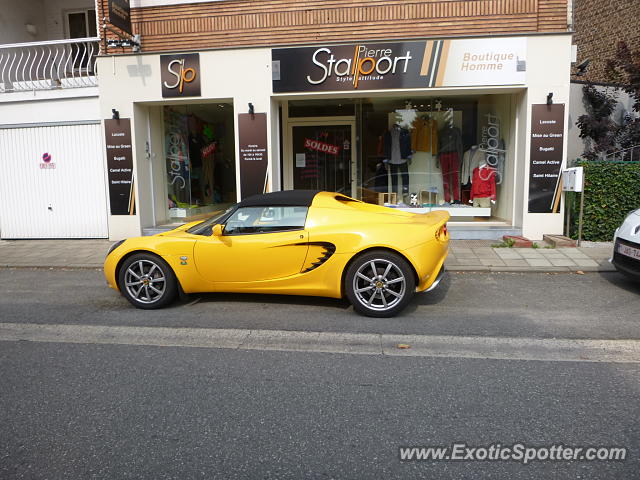 Lotus Elise spotted in Huy, Belgium
