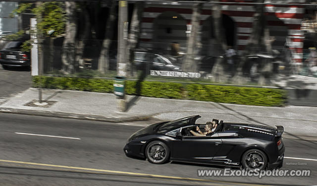 Lamborghini Gallardo spotted in São Paulo, Brazil