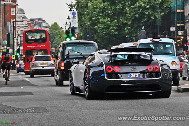Bugatti Veyron spotted in London, United Kingdom