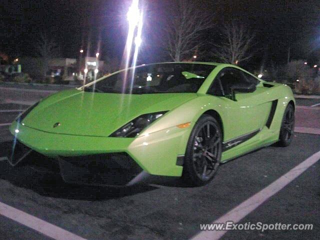 Lamborghini Gallardo spotted in Bothel, Washington