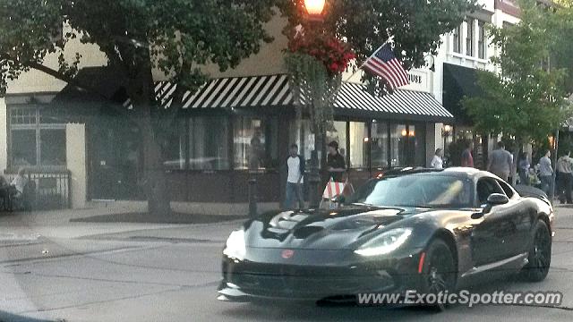 Dodge Viper spotted in Downers Grove, Illinois