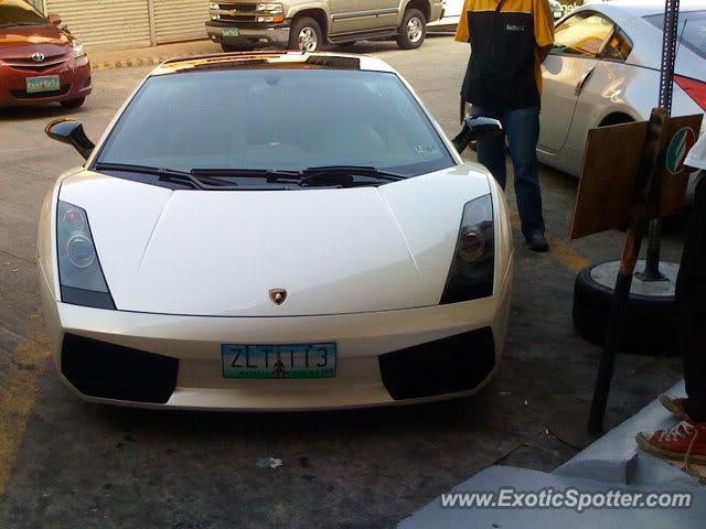 Lamborghini Gallardo spotted in Manila, Philippines