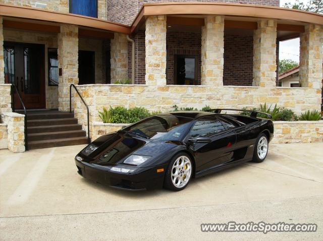 Lamborghini Diablo spotted in Seabrook, Texas