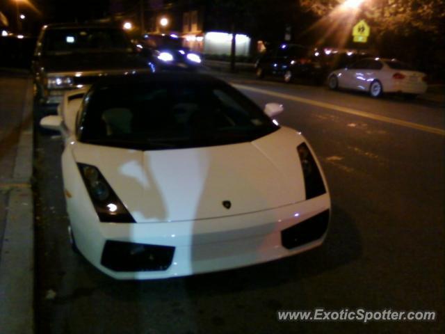 Lamborghini Gallardo spotted in Wyckoff, New Jersey