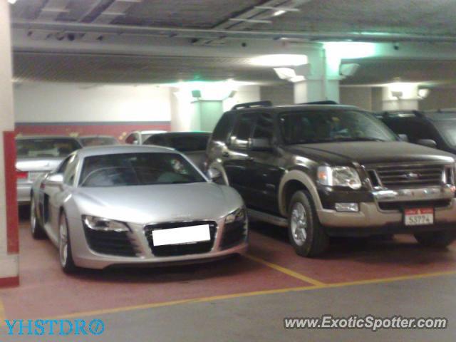 Audi R8 spotted in Abu Dhabi, United Arab Emirates