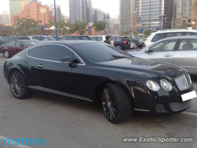 Bentley Continental spotted in Abu Dhabi, United Arab Emirates