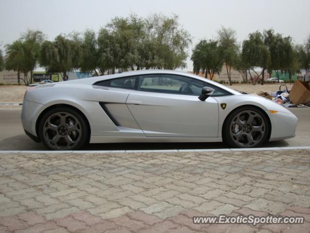 Lamborghini Gallardo spotted in Abu dhabi, United Arab Emirates