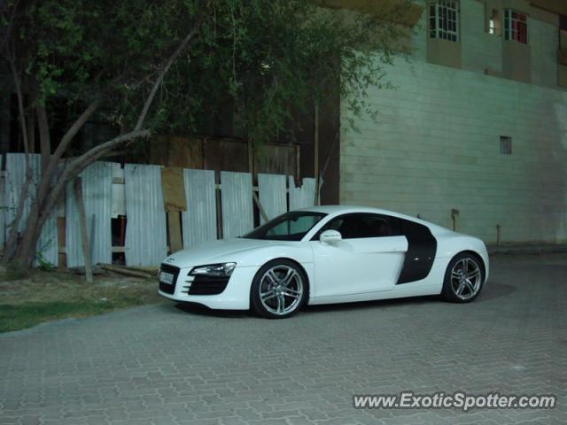 Audi R8 spotted in ABU DHABI, United Arab Emirates