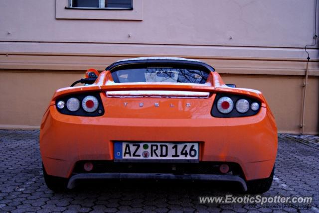 Tesla Roadster spotted in Regensburg, Germany