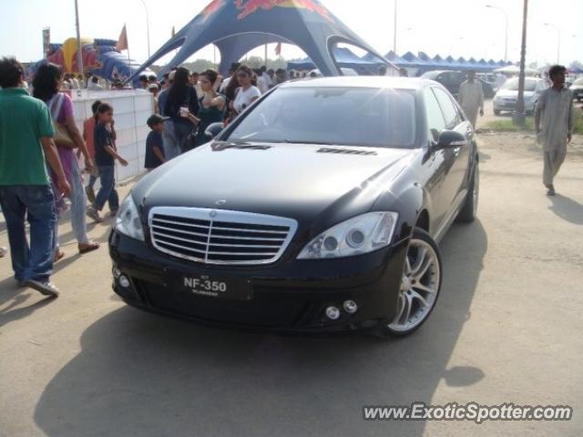 Mercedes SL 65 AMG spotted in Islamabad, Pakistan