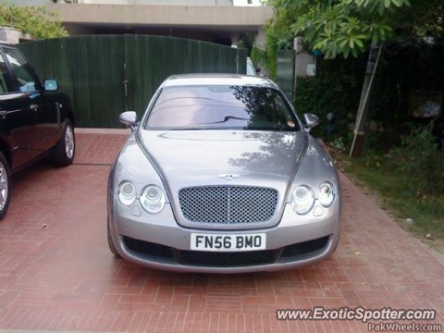 Bentley Continental spotted in Lahore, Pakistan