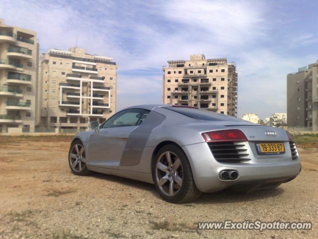 Audi R8 spotted in Petah-Tikwa, Israel
