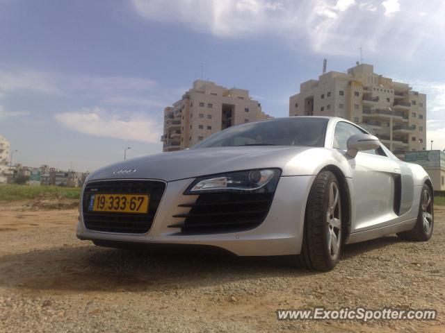 Audi R8 spotted in Petah-Tikwa, Israel