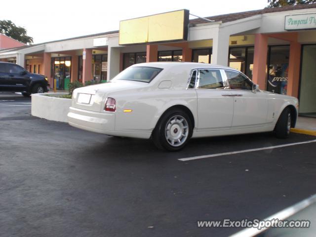 Rolls Royce Phantom spotted in Hollywood, Florida
